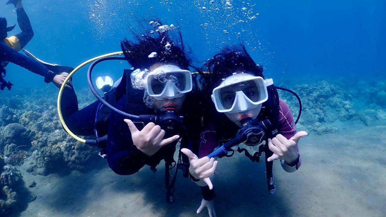 Pamanilao And Padoy'S Dive Camp Otel Batangas Dış mekan fotoğraf